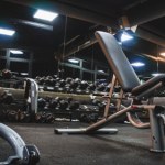 23-latek zaatakowany młotem treningowym. Dramatyczne chwile na siłowni