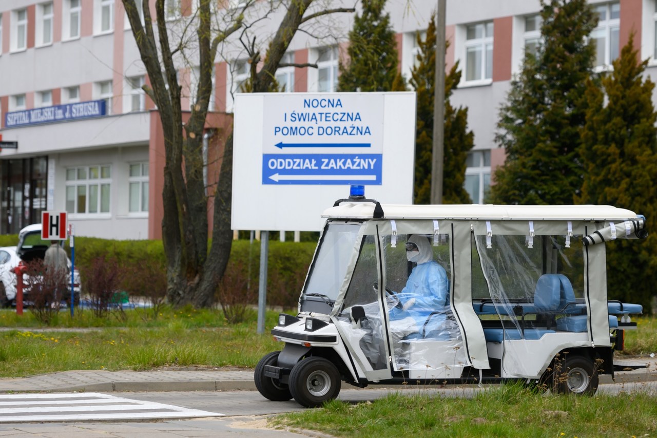 23 osoby nie żyją, 380 nowych zakażeń w Polsce. Nowe dane nt. koronawirusa w Polsce