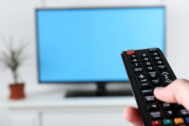 23 proc. klientów płatnej telewizji rozważa rezygnację /&copy;123RF/PICSEL
