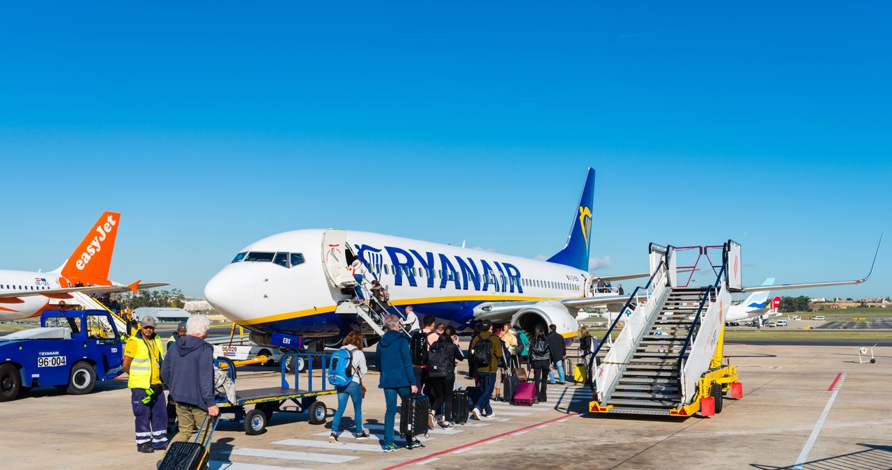 24,25 i 26 czerwca odbędzie się strajk personelu pokładowego linii lotniczych Ryanair w Portugalii /123RF/PICSEL