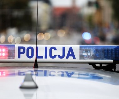 24-letni policjant uciekał na motocyklu. Pościg zakończony na wiacie przystankowej