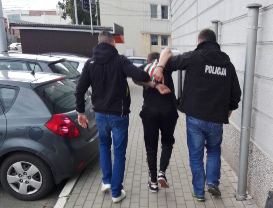 25-latek usłyszał 5 zarzutów, grozi mu do 10 lat więzienia /Policja
