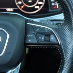 250 km/h na wąskiej drodze 