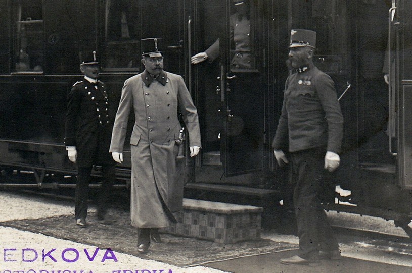 27 czerwca 1914 r. Przybycie arcyksięcia Franciszka Ferdynanda do Sarajewa. Dzień później następca tronu austro-węgierskiego został zamordowany w zamachu zorganizowanym przez serbskich nacjonalistów /AFP
