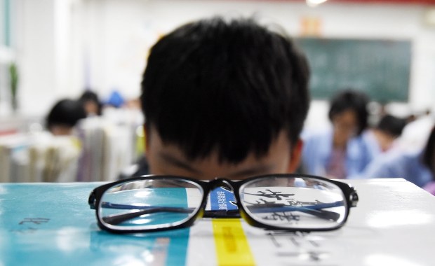 27 razy zdawał egzamin na studia. Znowu oblał