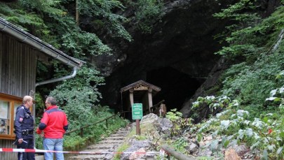 27 turystów uwięzionych w jaskini w Austrii