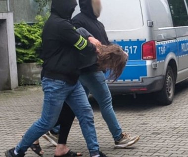 28-latek z zarzutami. Matka z raną kłutą, ojciec walczył do końca