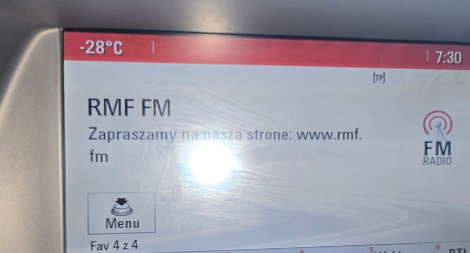 -28 st. C o godz. 7:30 we wtorek, 3 lutego - tyle odnotowano w miejscowości Kolonia w powiecie szczycieńskim w gminie Świętajno w województwie warmińsko-mazurskim /Zdjęcie nadesłane przez słuchacza /RMF FM