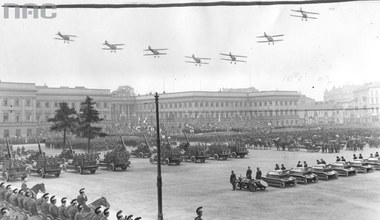 29 grudnia 1944 r. Wyburzenie przez Niemców pałacu Saskiego. Warszawa morzem ruin
