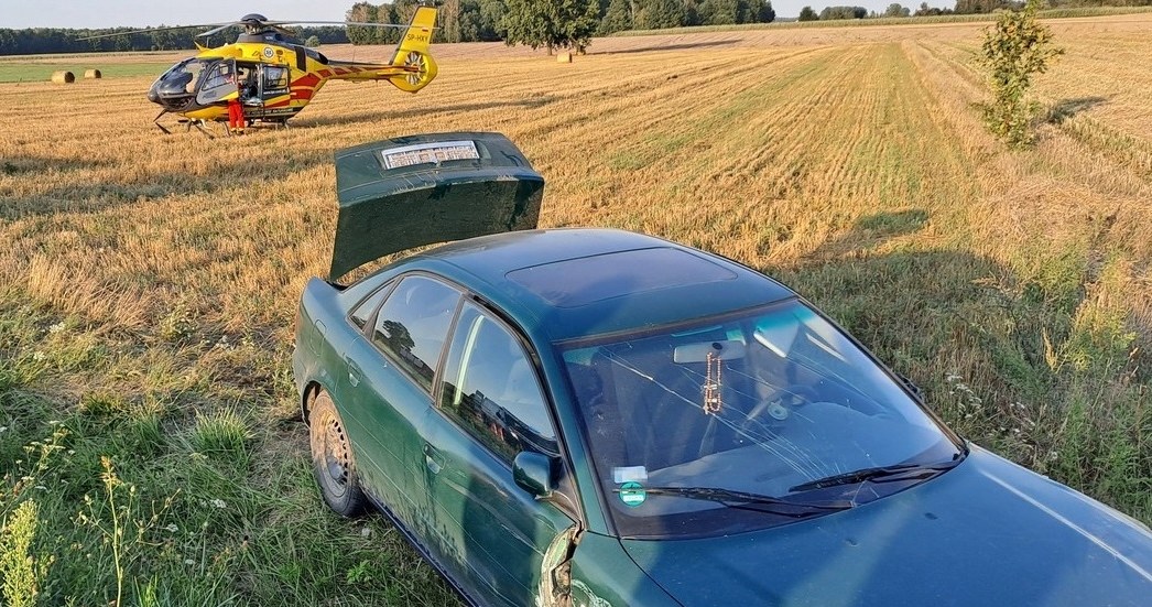 29-latek kierujący Audi miał cztery zakazy prowadzenia pojazdów /Policja