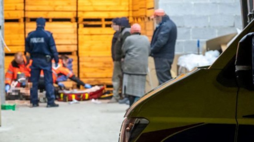 29-latek wszedł do przechowalni i zmarł /Policja Mazowiecka  /
