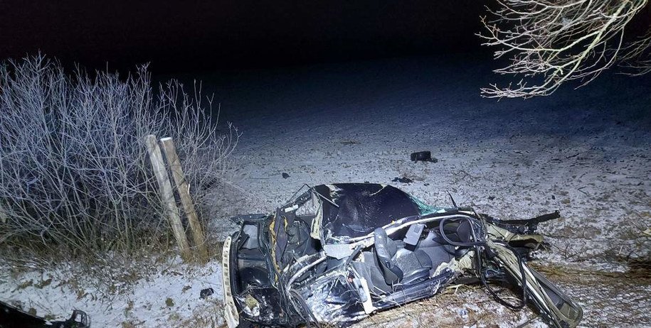 29-letni kierowca bmw zginął na miejscu /Policja