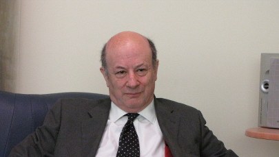 3 domy, 5 mieszkań i miliony na koncie. Rostowski najbogatszym posłem