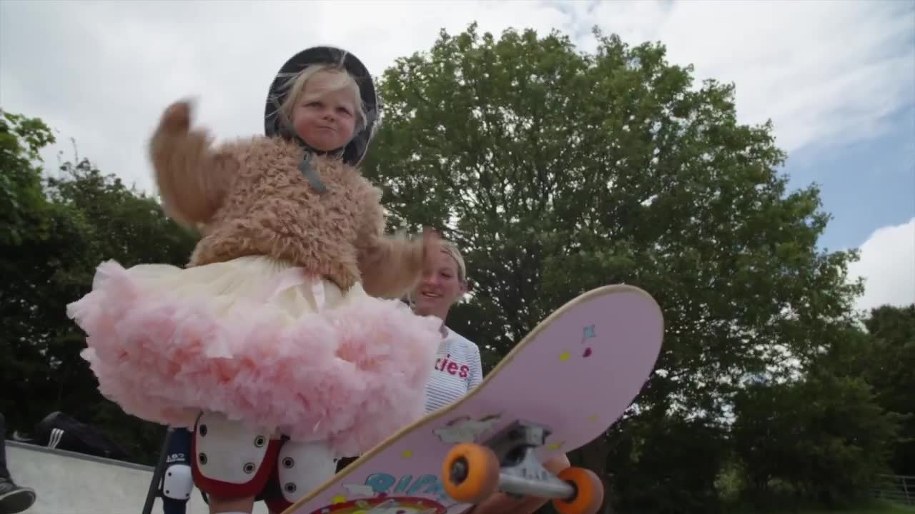 3-letnia Autumn /RUPTLY/x-news