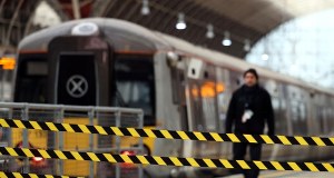 3-letnia dziewczynka wśród 21 poszkodowanych na lotnisku Heathrow 