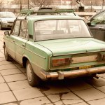 3 mln aut z ZSRR. Rosjanie wyznają zasadę "gniotsa nie łamiotsa"
