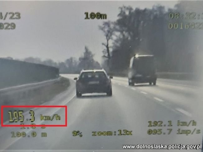 3 promile za kierownicą. Pędził A "czwórką" aż 195 km/h /Policja Dolnośląska /Policja