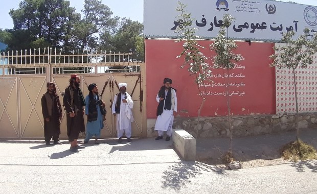 3 tys. żołnierzy amerykańskich dotrze do Afganistanu. Mają wspierać ewakuację dyplomatów i Afgańczyków, którzy pracowali dla sił USA