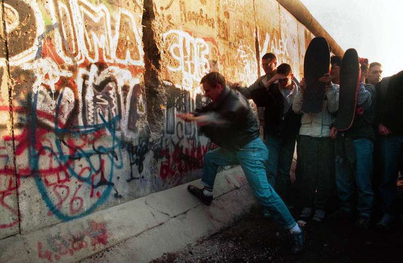 30 lat temu upadł mur berliński /Zuma Press /Agencja FORUM