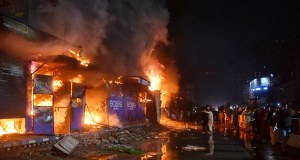 30 osób spłonęło w sklepie. Schowali się przed pożarem