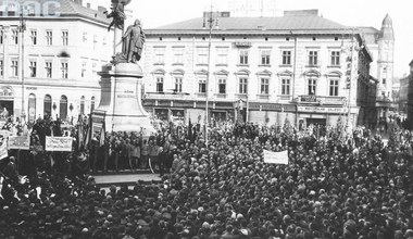 30 października 1904 r. Odsłonięcie kolumny Mickiewicza we Lwowie