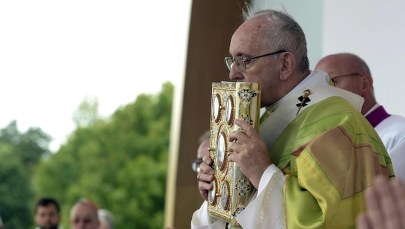 300 tys. osób na papieskiej mszy w Dublinie. Franciszek: Prosimy o przebaczenie za nadużycia