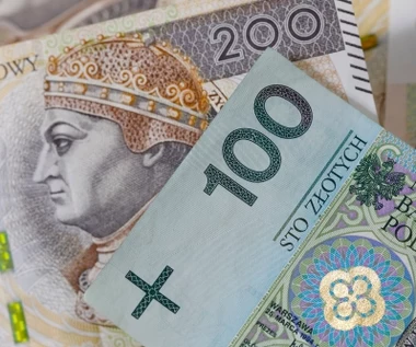 300 zł dla każdego, bez względu na dochód. Od lipca nabór wniosków o "Dobry Start"