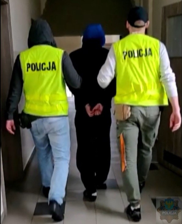 33-latek został zatrzymany, usłyszał zarzut posiadania narkotyków /www.opolska.policja.gov.pl /Policja