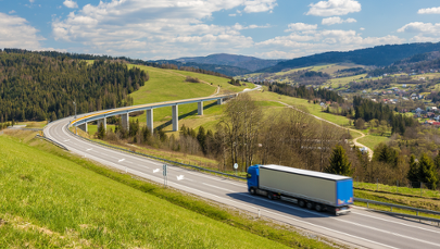 330 milionów złotych na drogi. Które samorządy skorzystają?