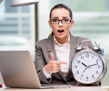 35-godzinny tydzień pracy? Polacy i tak będą pracować dłużej 