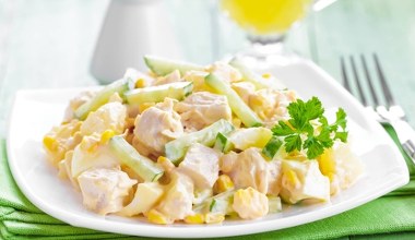 4 najlepsze sałatki na sylwestra. Proste, eleganckie i pełne smaku