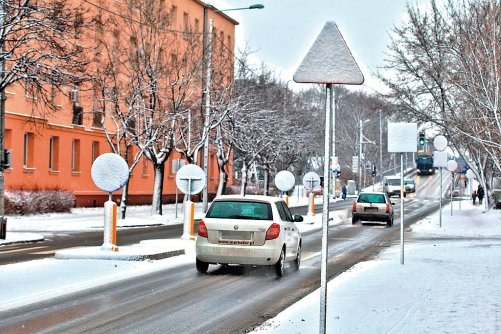 Przepisy przysypane śniegiem Motoryzacja w INTERIA.PL