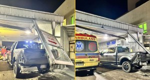 43-latka przypadkiem wjechała w SOR i staranowała karetkę