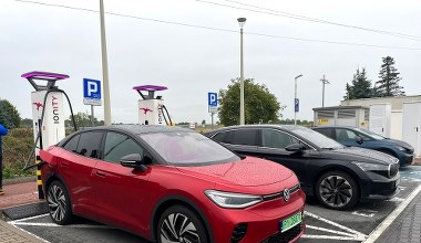 44 tys. elektrycznych Volkswagenów do serwisu. Chodzi o ryzyko pożaru baterii 