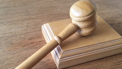 45-latek oskarżony o znęcanie się nad chorą córką