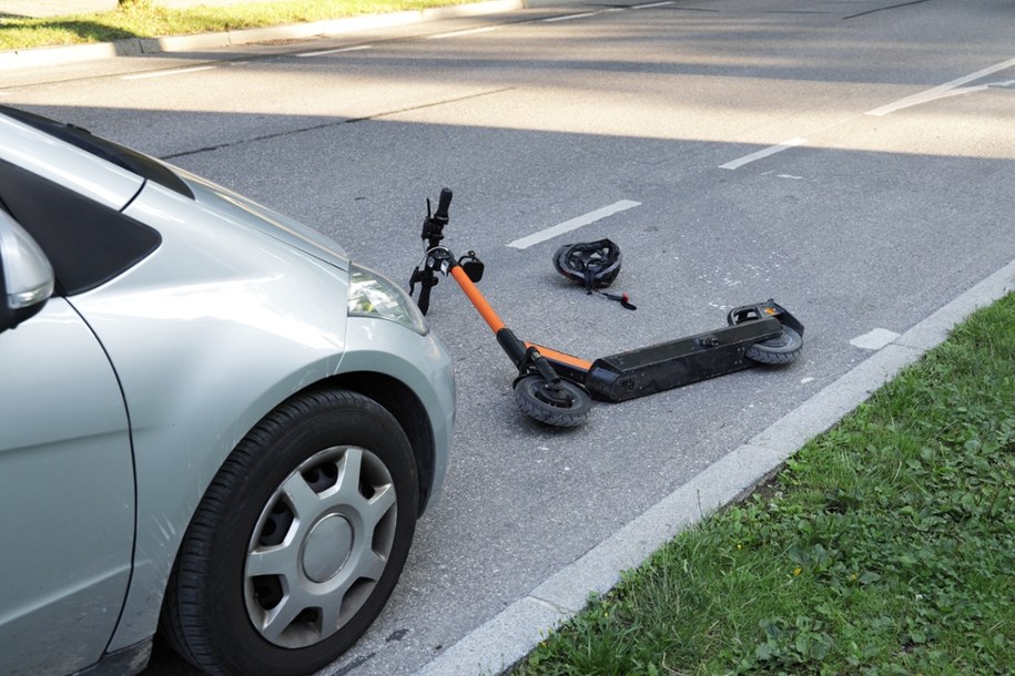 459 kontroli jednego dnia. Pomorska policja wzięła się za hulajnogi elektryczne /Shutterstock