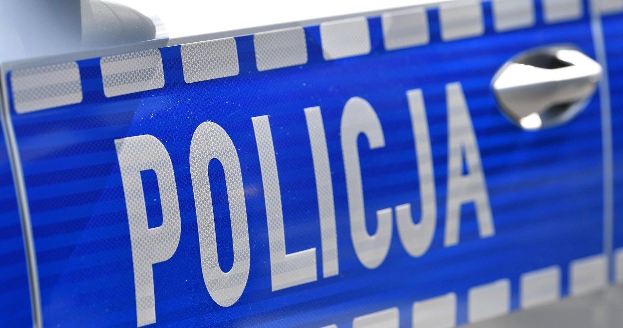 46-latka zadzwoniła na policję z tonącego samochodu. "Jesteśmy nad Bugiem" 