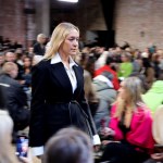 48-letnia Chloe Sevigny wróciła na wybieg. Uczciła jubileusz 