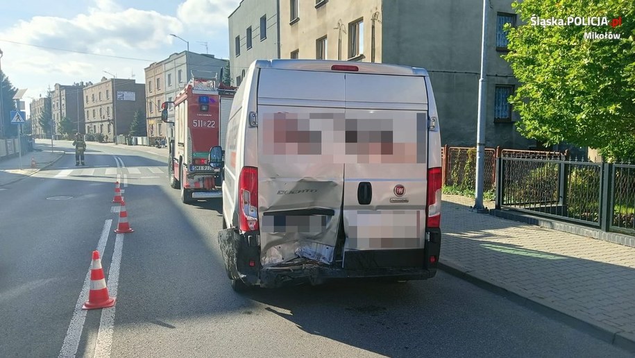 49-latek uderzył w tył pojazdu na zdjęciu /Policja Śląska /Policja