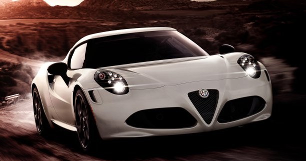 4C ma być dla Alfy początkiem całkiem nowej ery. Niedawno ruszyły zamówienia na nowy model. /Alfa Romeo