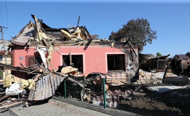 5 budynków do rozbiórki, 14 musi być odbudowanych. Nowa Biała po pożarze