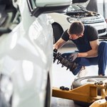 5 nawyków, które niszczą samochód. Mechanicy widzą to codziennie