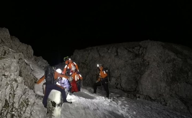 5-osobowa rodzina w opałach w Alpach. Zignorowali ostrzeżenia