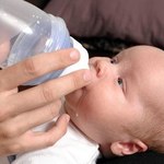 5 rad: jak przyzwyczaić dziecko do butelki