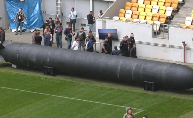 5 ton ładunku i 2000 km zasięgu. Nowa broń może zniszczyć Most Krymski