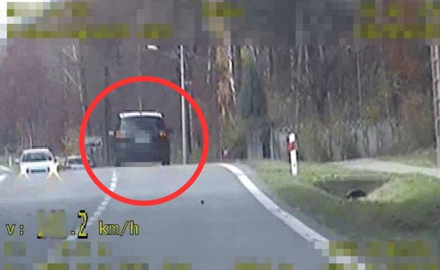 5 tys. zł mandatu i 15 pkt karnych dla kierowcy forda. Policjanci nie mieli litości