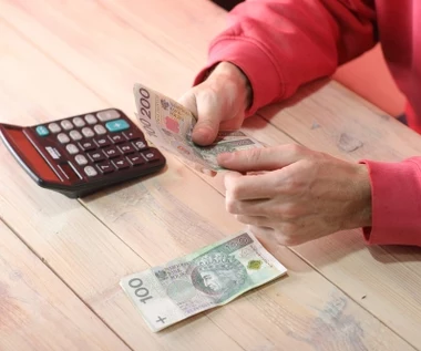 500 plus dla seniora. Przez nowe zasady oni mogą stracić pieniądze