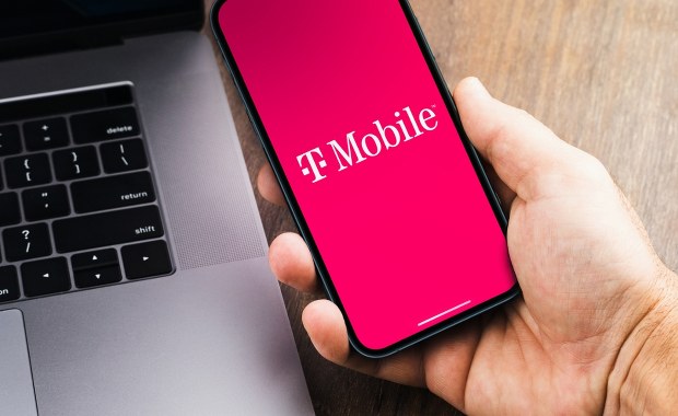 500 zł rekompensaty od T-Mobile. Sprawdź, czy możesz dostać te pieniądze