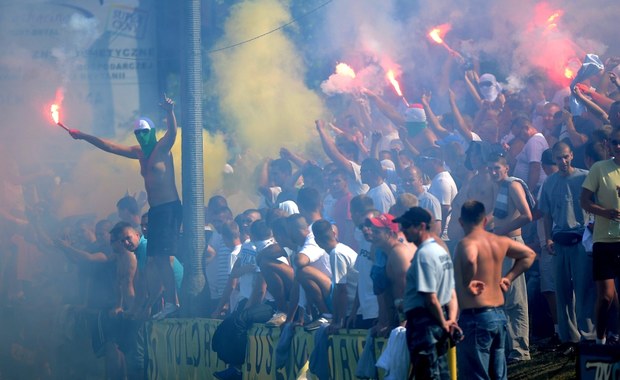 500 złotych - śmieszna kara dla KS Łomianki za rozróby na meczu z Polonią