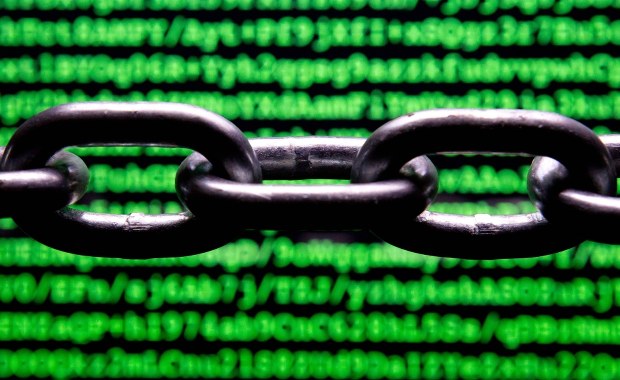 53 osoby zatrzymane w Iranie. Popierali dżihadystów w internecie